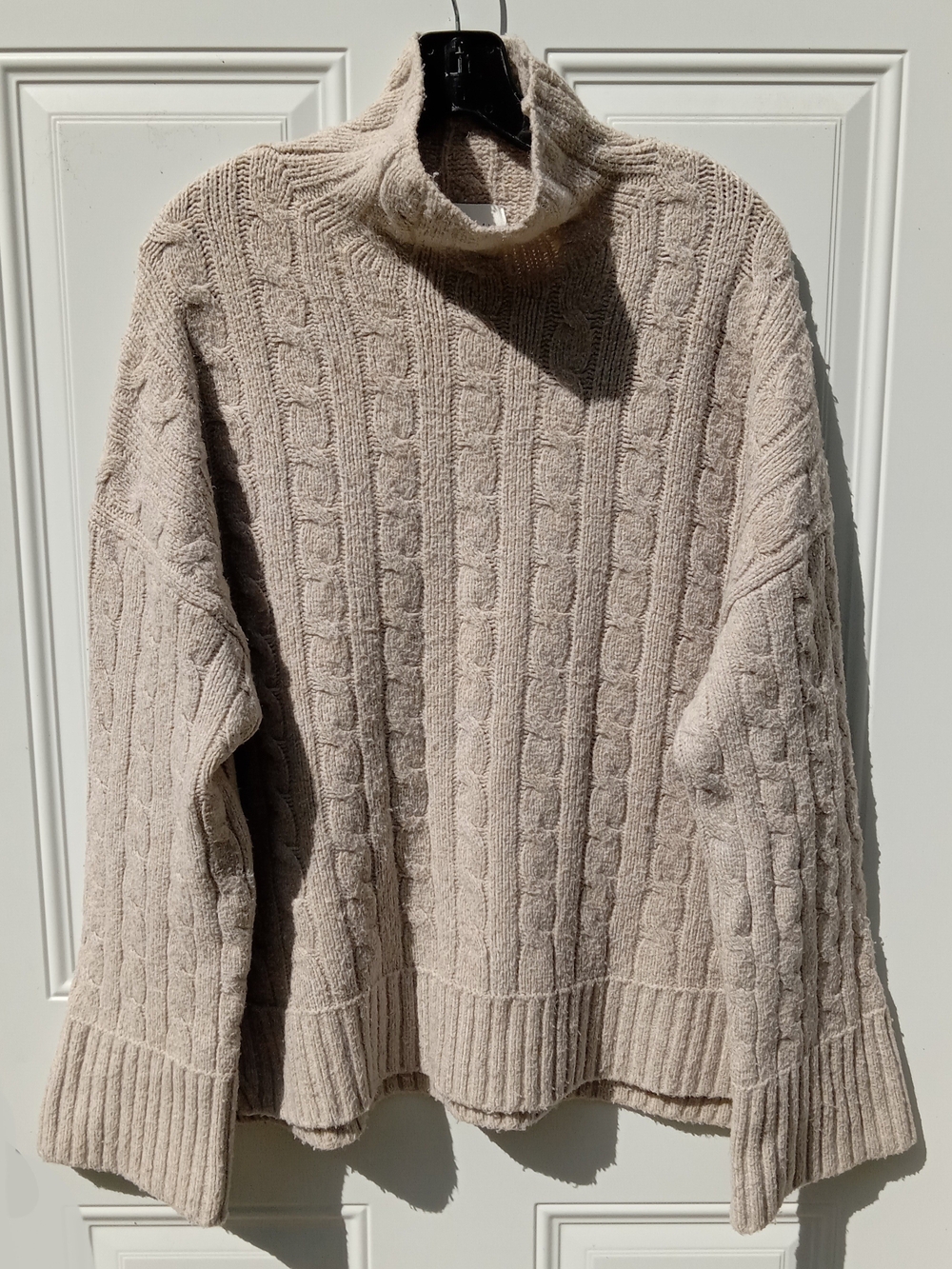 A&F Cozy Cable Knit Turtleneck Sweater Cream Small